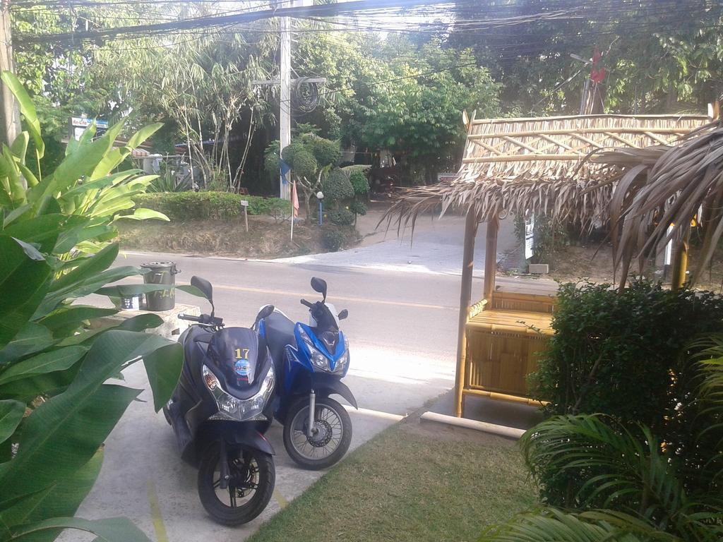 But Different Phuket Boutique Hotel Nai Harn Экстерьер фото