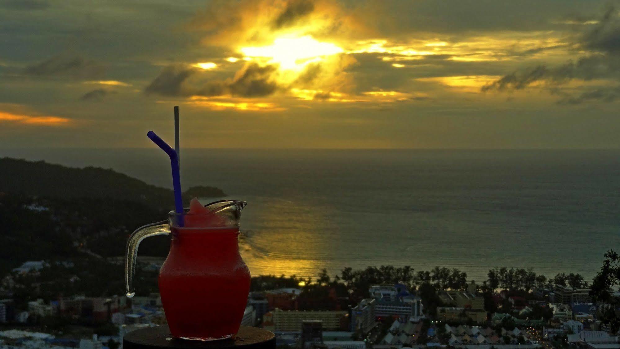 But Different Phuket Boutique Hotel Nai Harn Экстерьер фото
